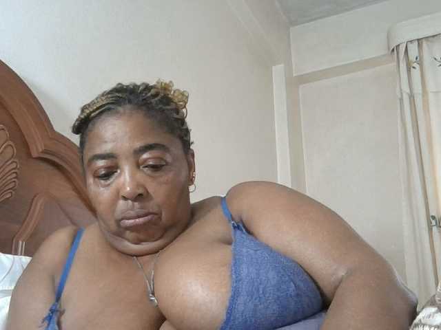 pussylips53