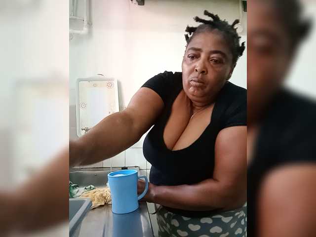 pussylips53 live cam on BongaCams