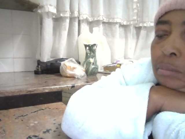 pussylips53