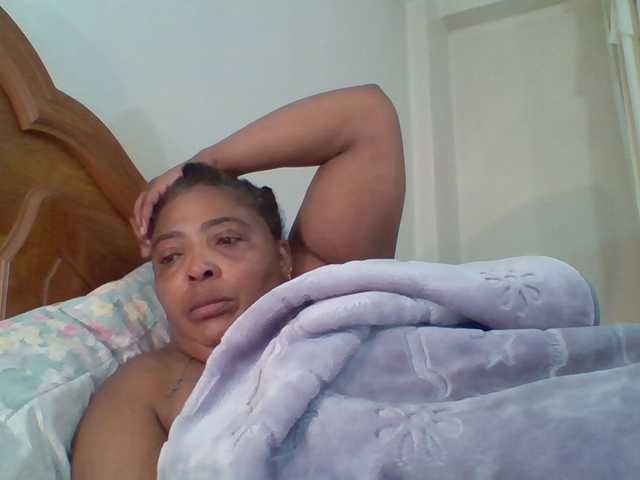 pussylips53 live cam on BongaCams