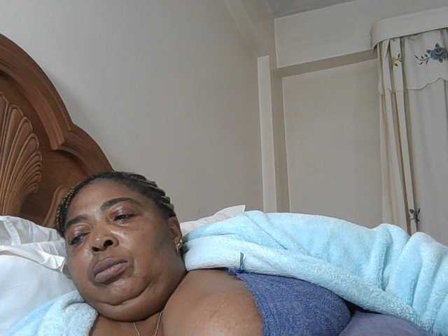 pussylips53 live cam preview