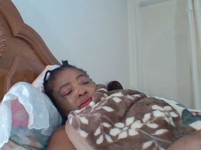 pussylips53 live cam on BongaCams