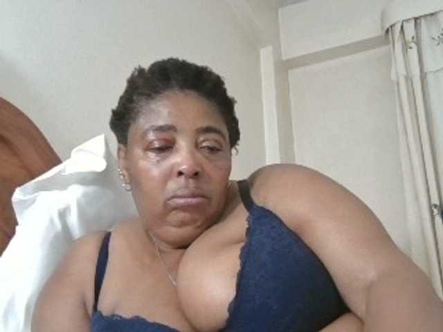 pussylips53