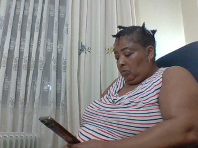 pussylips53 live cam on BongaCams