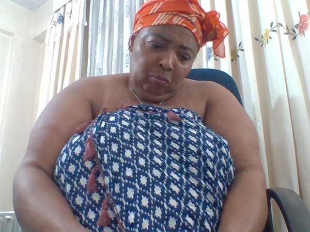 pussylips53 live cam on BongaCams