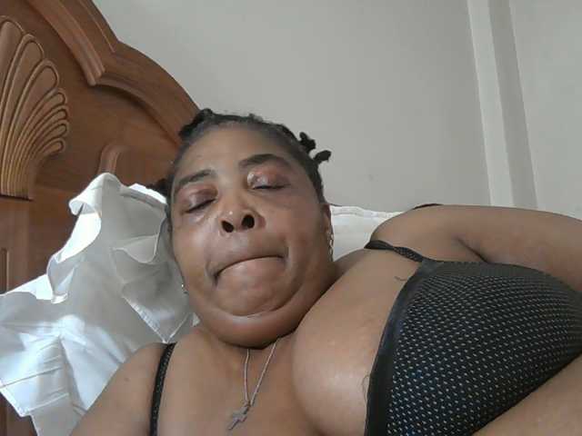 pussylips53