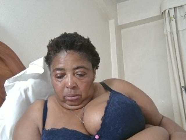 pussylips53