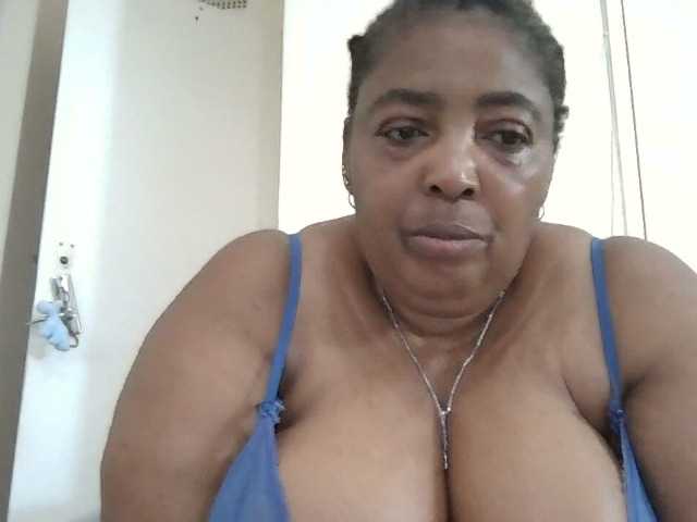 pussylips53