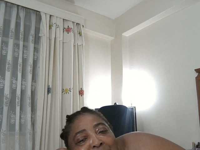 pussylips53
