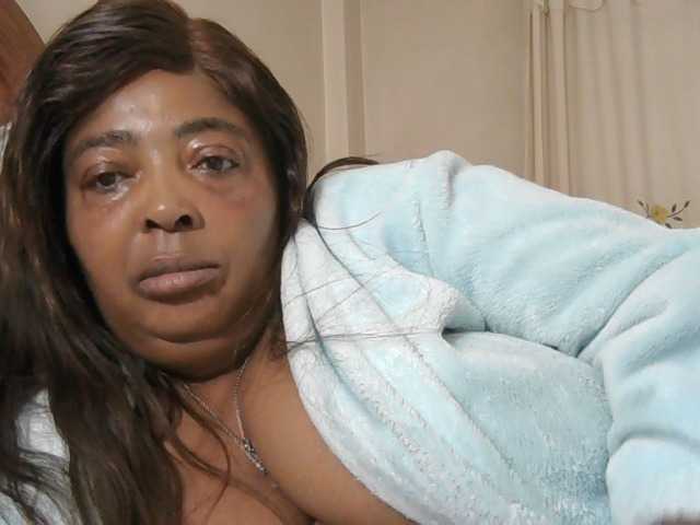 pussylips53 live cam preview