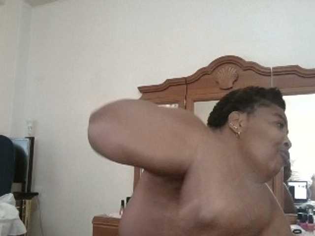 pussylips53