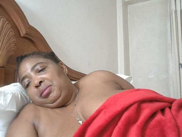 pussylips53