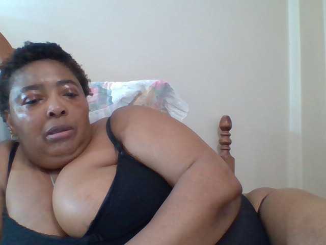 pussylips53