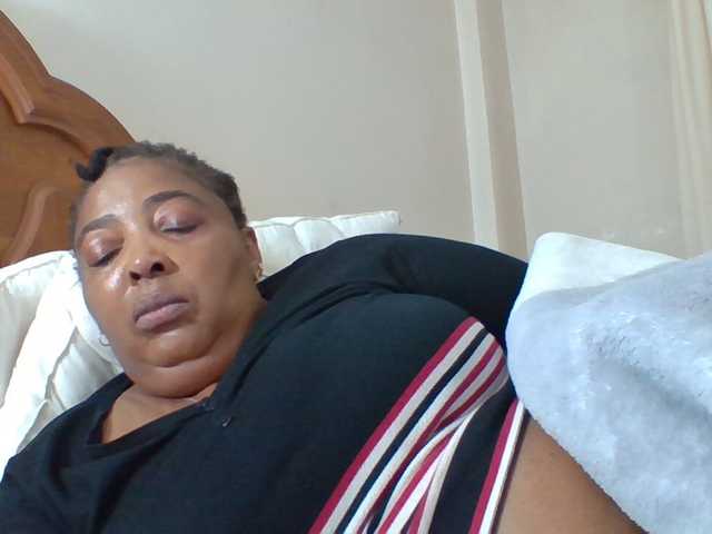 pussylips53 live cam on BongaCams