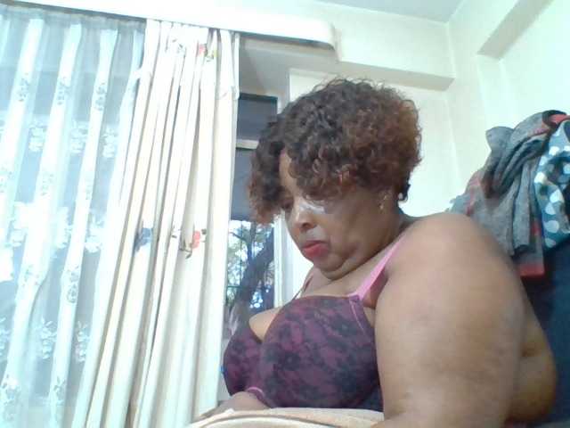 pussylips53