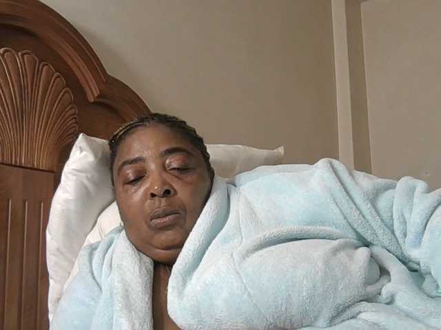 pussylips53 live cam on BongaCams