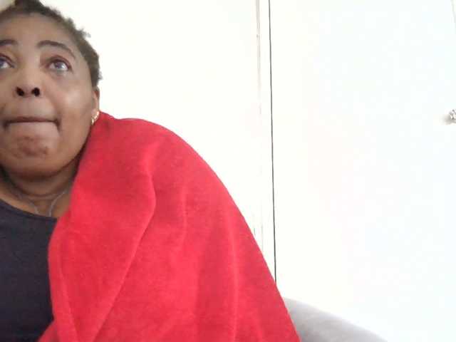 pussylips53 live cam preview