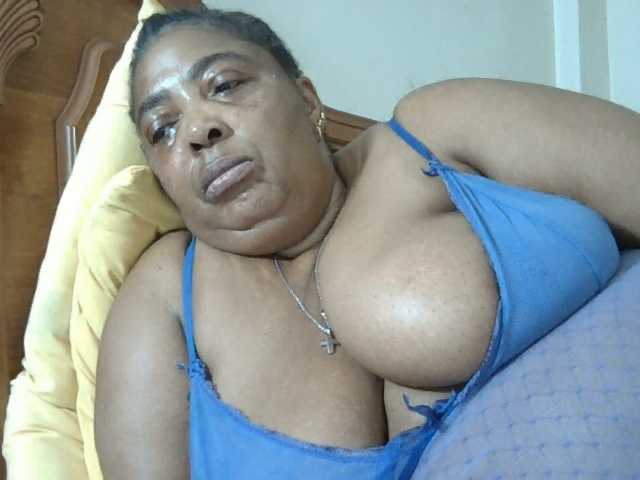 pussylips53