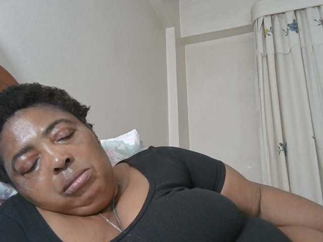 pussylips53