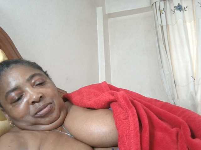 pussylips53