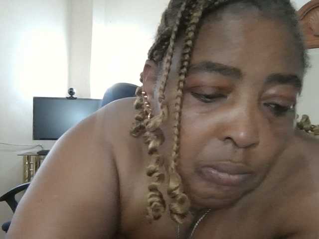 pussylips53