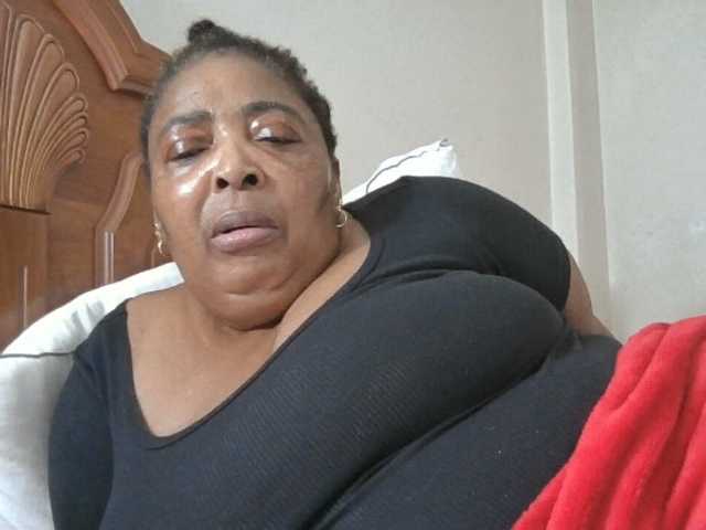 pussylips53