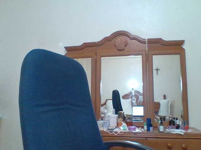 pussylips53 live cam on BongaCams