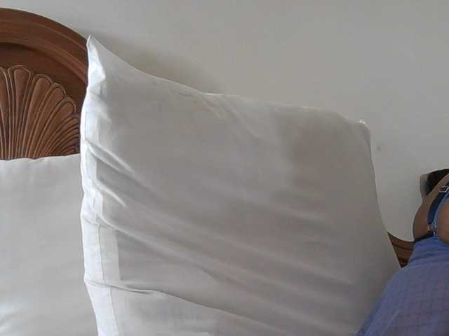 pussylips53 live cam on BongaCams