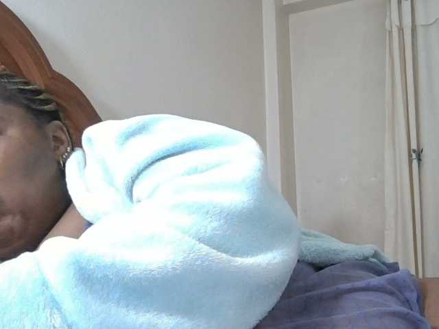 pussylips53 live cam on BongaCams