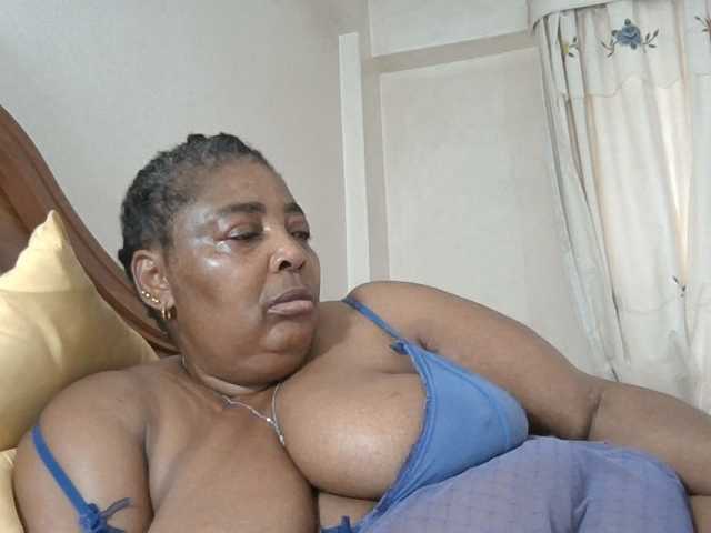 pussylips53