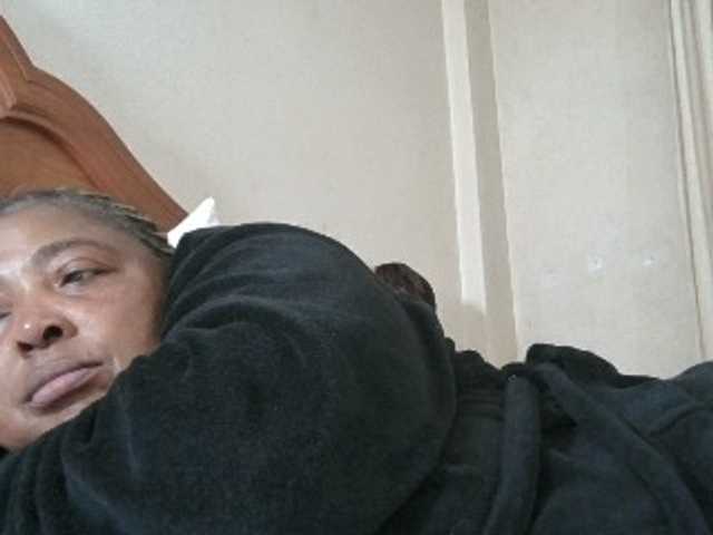 pussylips53 live cam on BongaCams
