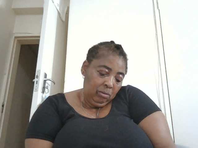 pussylips53 live cam preview