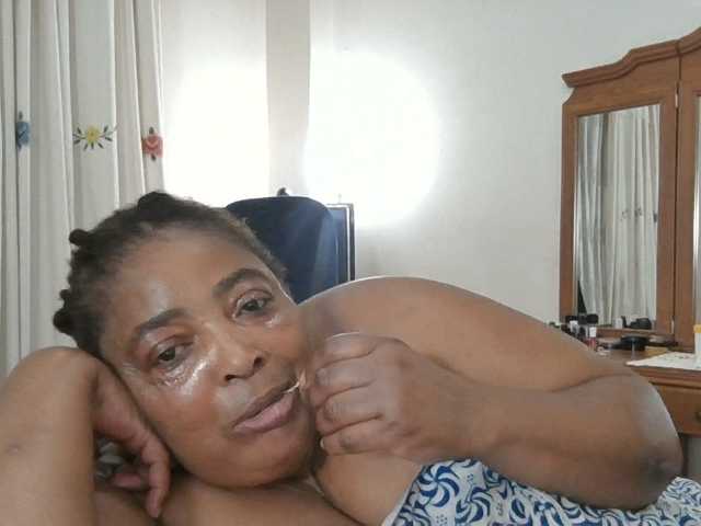 pussylips53