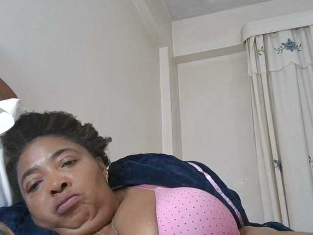 pussylips53