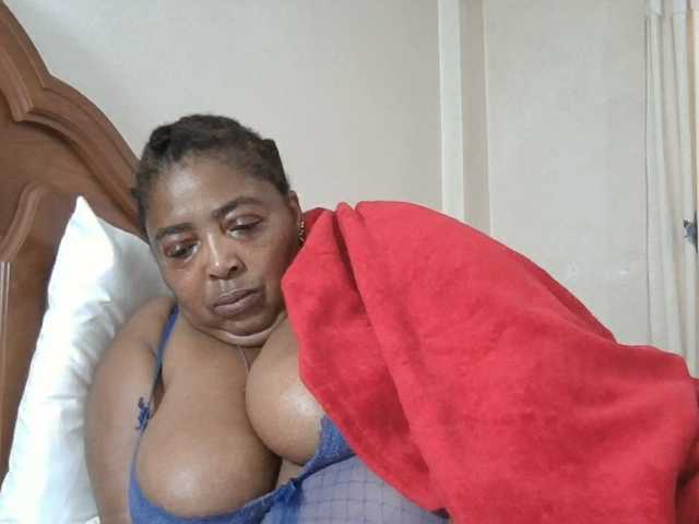 pussylips53