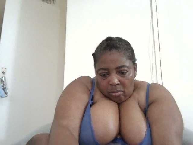 pussylips53