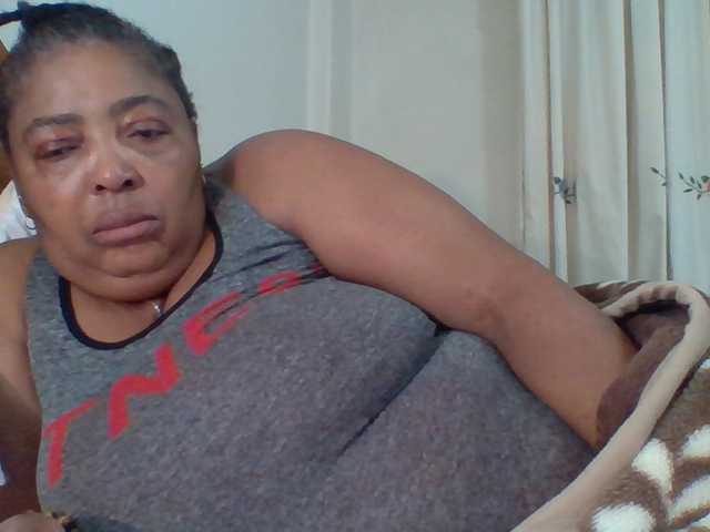 pussylips53 live cam on BongaCams