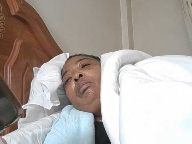 pussylips53 live cam preview