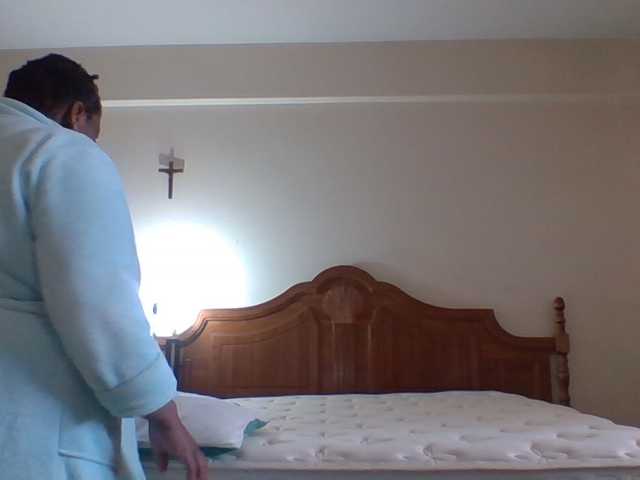 pussylips53 live webcam show