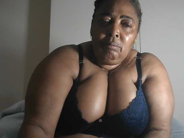 pussylips53