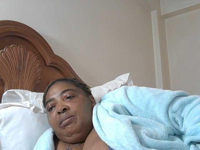 pussylips53 live cam preview