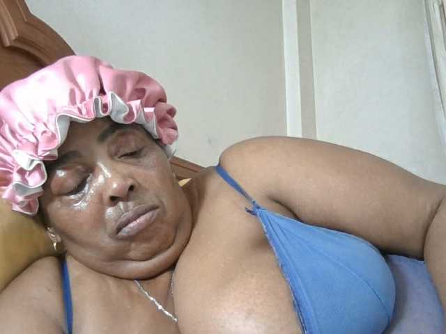 pussylips53