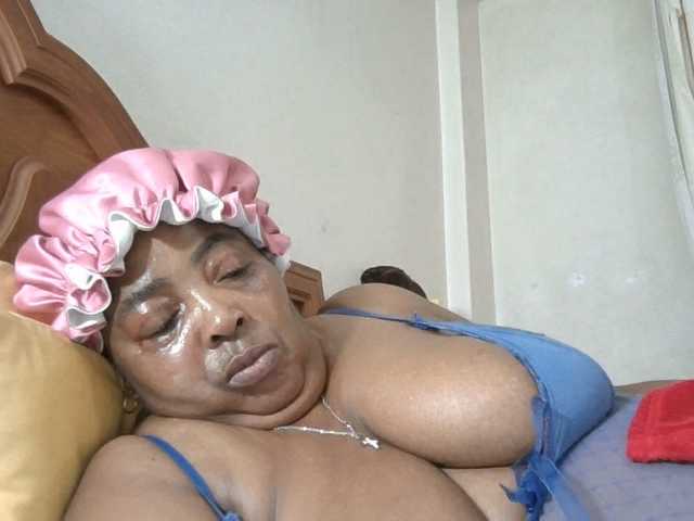 pussylips53