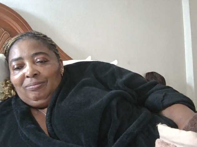 pussylips53 live cam on BongaCams