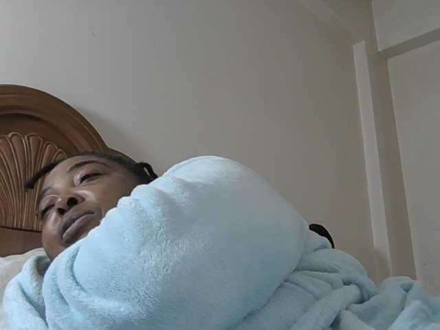 pussylips53 live cam preview