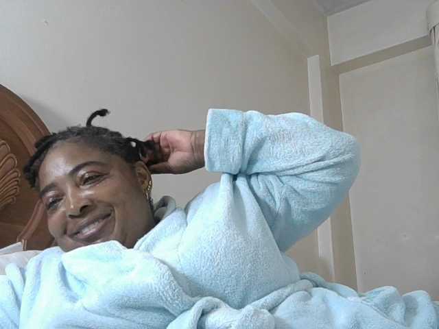 pussylips53 live cam preview