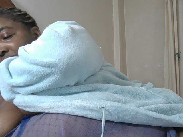pussylips53 live cam on BongaCams