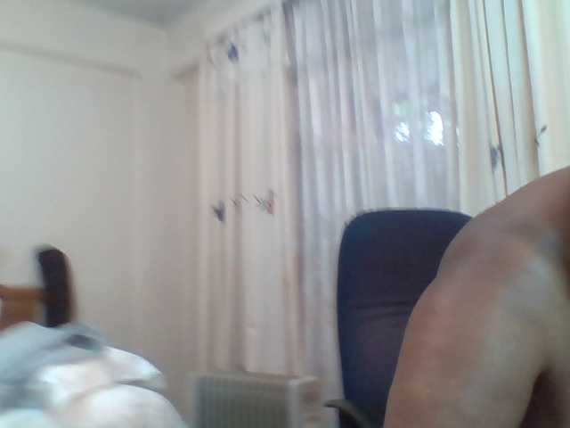 le modèle pussylips53 est en webcam porno dans un show sur le site bongacams, il possède les tags suivants: Ebony,Brunette,Shaved