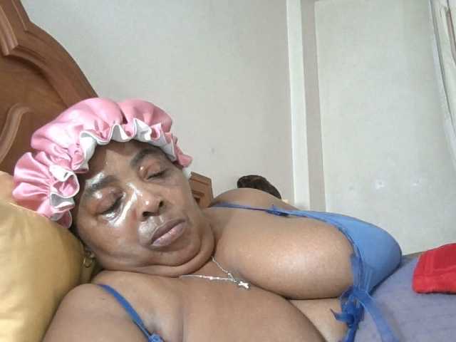 pussylips53