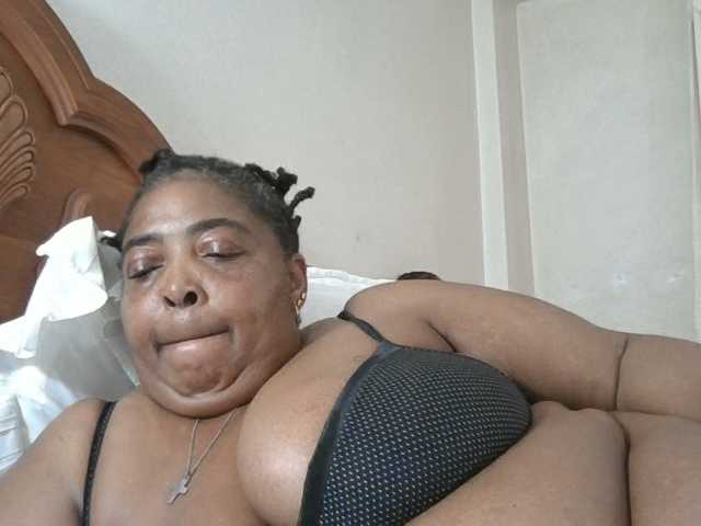 pussylips53